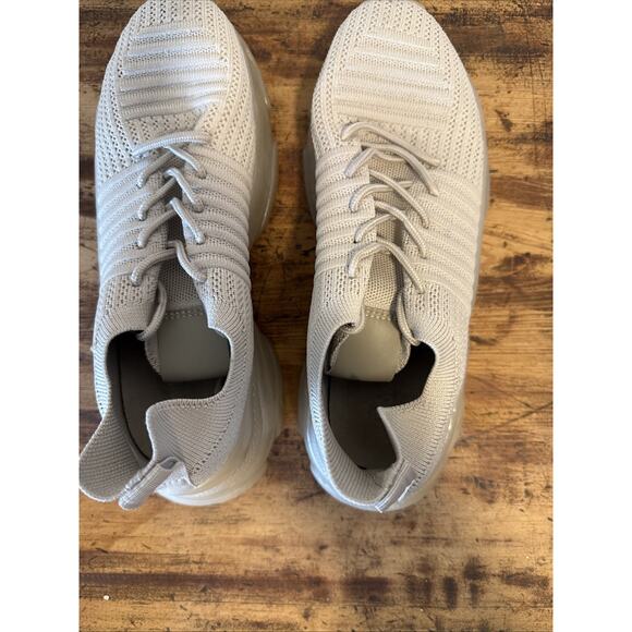 CUSHIONAIRE Apolo-T Memory Foam‎ Sneakers Women's 8.5 M Beige Chunky - Picture 5 of 9